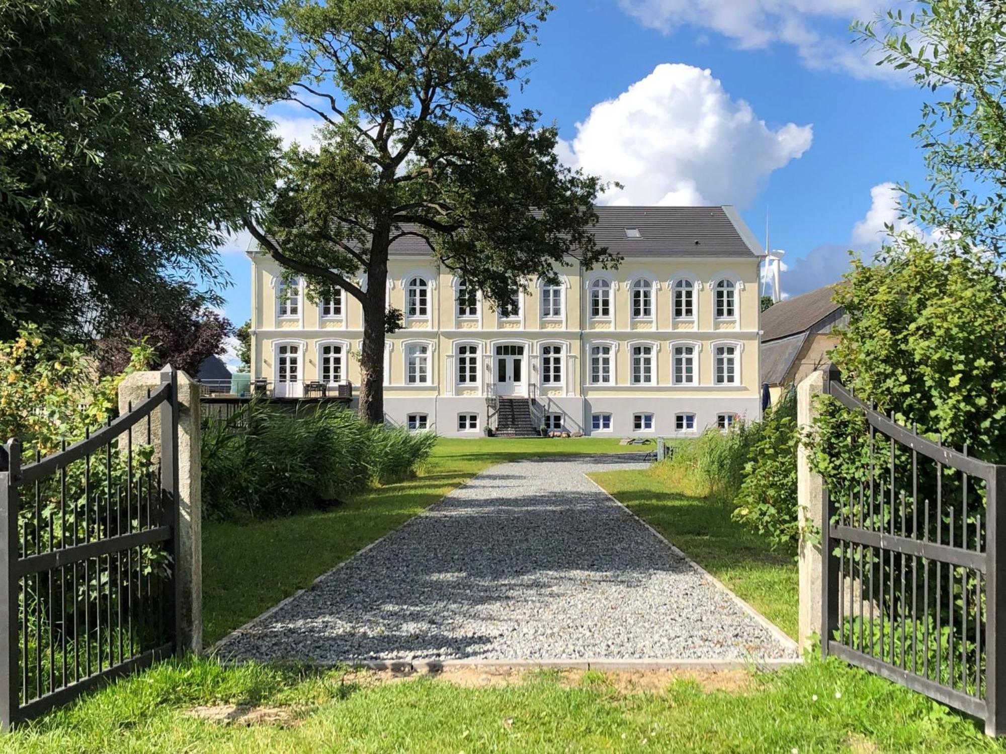 Ferienwohnungen Herrenhaus Gut Oestergaard Steinberg  Bagian luar foto
